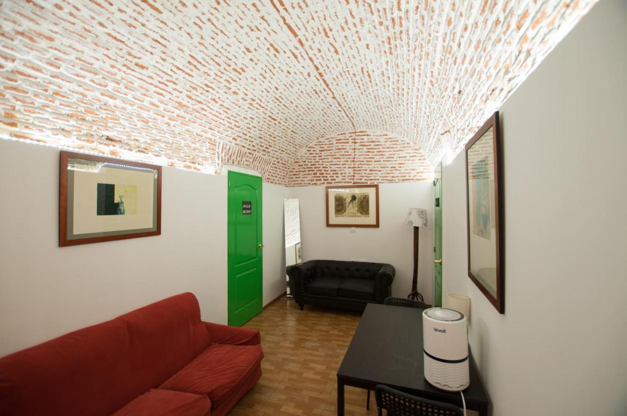 Encomienda Guest House Madrid Dış mekan fotoğraf