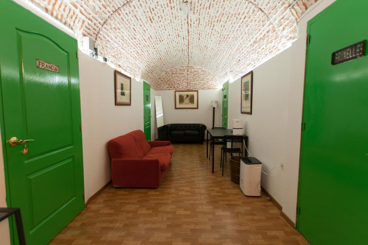 Encomienda Guest House Madrid Dış mekan fotoğraf