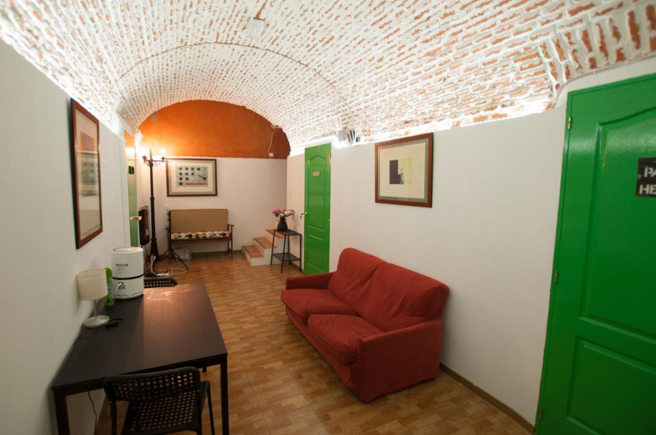 Encomienda Guest House Madrid Dış mekan fotoğraf